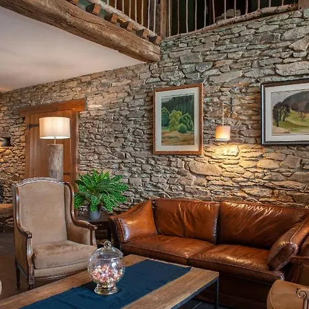 Le Maissin 1876 Bed & Breakfast 3*